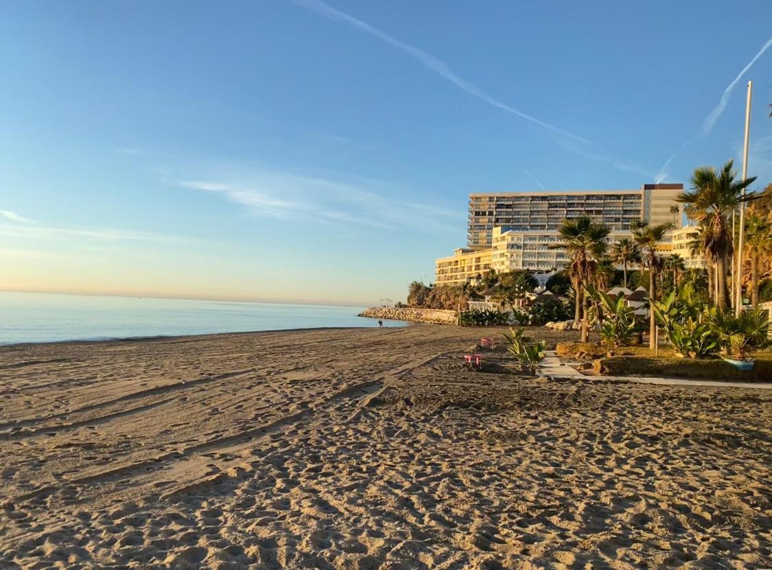 Zeus Apartment Torremolinos Esterno foto