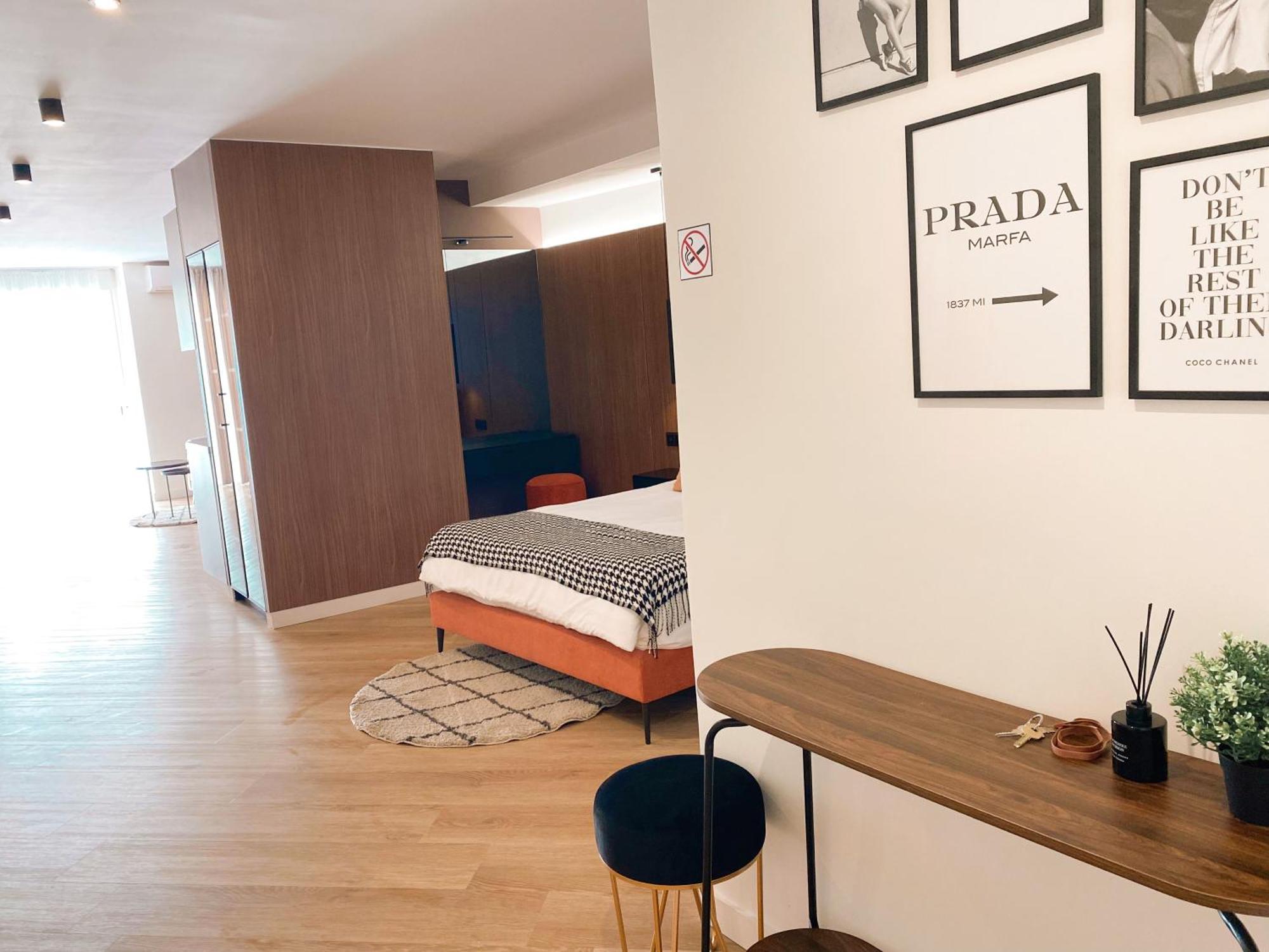 Zeus Apartment Torremolinos Esterno foto